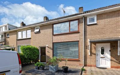 van Asperen. 13