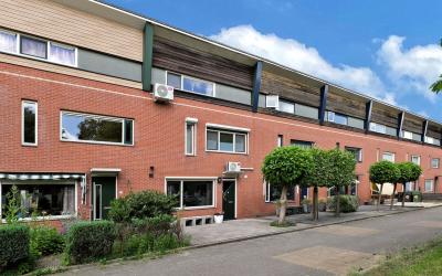 Burgplantsoen 70