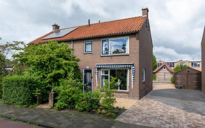 Dorpsweg 52