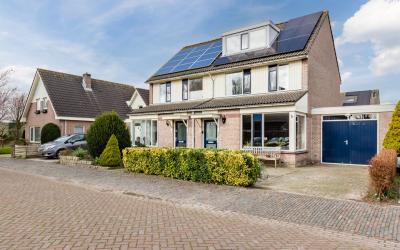 Nijverheids. 95