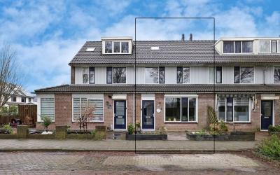 Nijverheids. 76