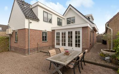 Dorpsstraat 121