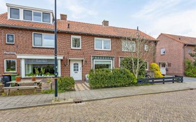 Parallelweg 23