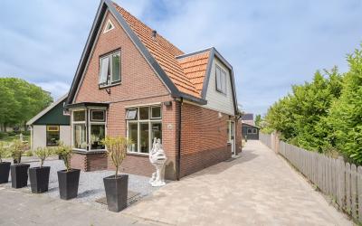 van Ewijcks. 18