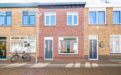 Hoogstraat 124