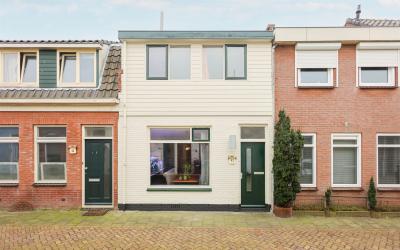 Piet Heinst. 42