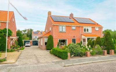 Bremstraat 22