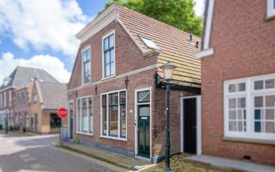 Warmoesstraat 24