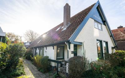 Witte Kruis. 28