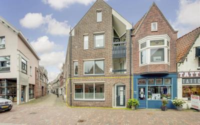 Laat 63
