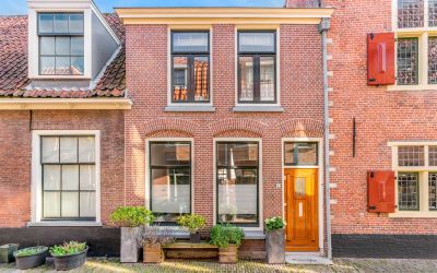 Doelenstraat 1