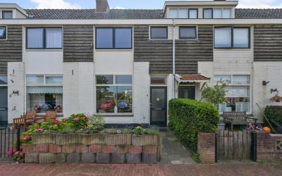 De Ruijters. 4