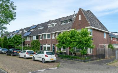 Dr.Schaepma. 1