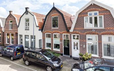 Nieuwpoorts. 27