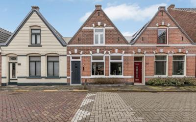 Nieuwpoorts. 154