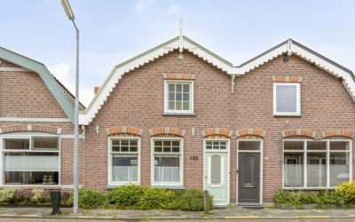 Nieuwpoorts. 160