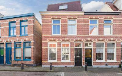 Van der Wou. 25-A