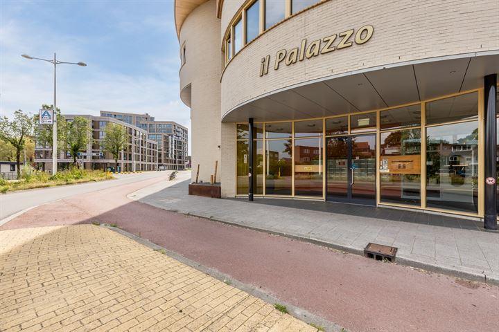 Appartement te koop: Oosterweezenstraat 331, Alkmaar
