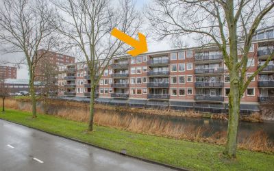 Hof van Lux. 252