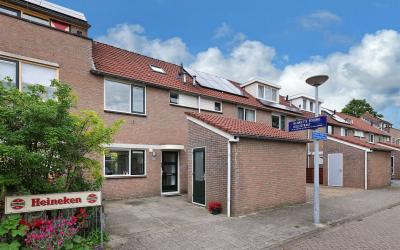 Helena Kuip. 39