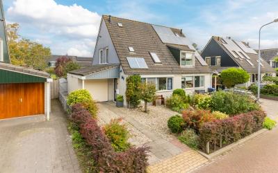 Burg. S. Schagenstraat 16