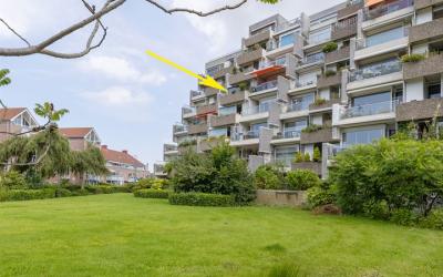 C.F. Smeets. 109