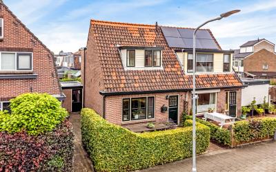 Schoutenbos. 59