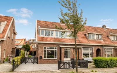 Schoutenbos. 40