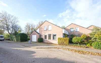 Esdoornlaan 1