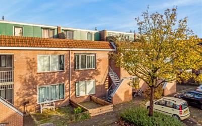 Bloemenhof 12