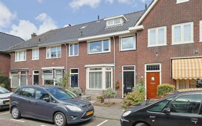 Strick van. 55