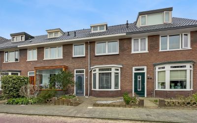 Strick van. 54