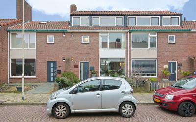 Peelstraat 28