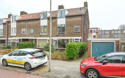 Kruisbeekla. 8