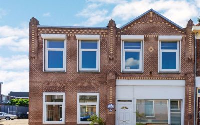 Van der Zwa. 16