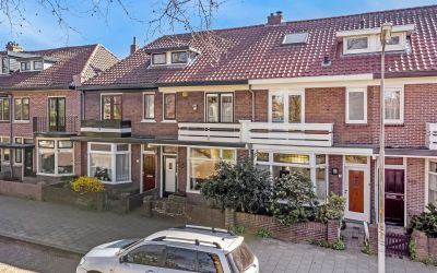 Jan Pieters. 125