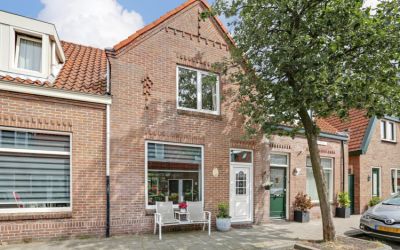 Van Speijks. 51