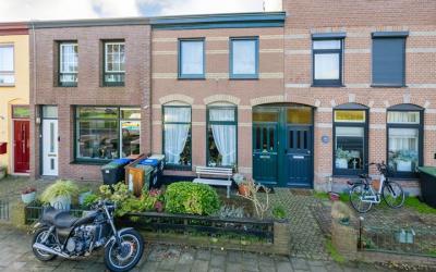 IJmuiderstr. 64