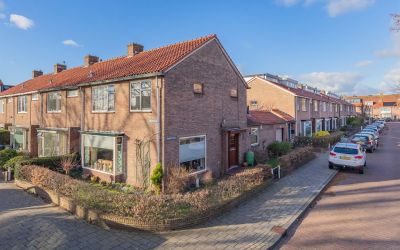 Uranusstraat 24