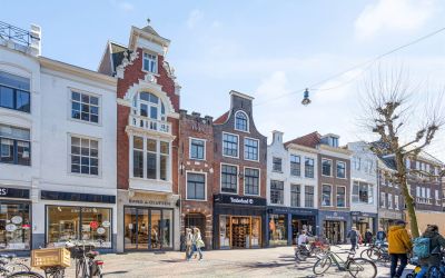 Grote Houts. 7-A
