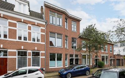 Badhuisstra. 8-RD