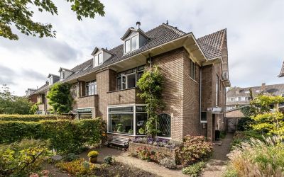 Anna van Bu. 59