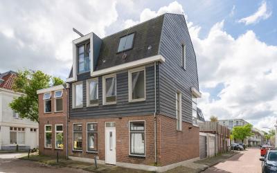 Van Marumst. 2