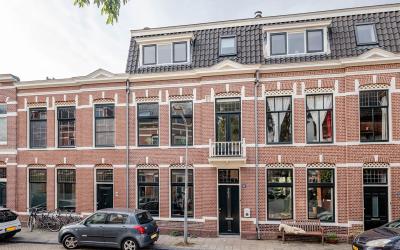 Bilderdijks. 42