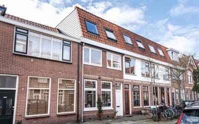 Oranjestraat 142