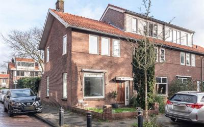 Van der Duy. 1