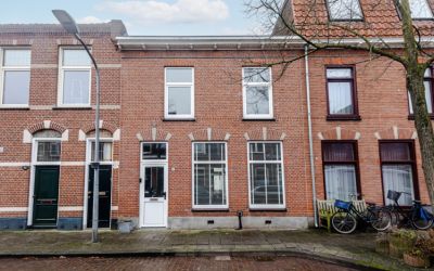 Dr. Leijdss. 52