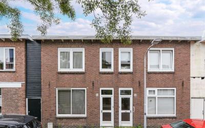 Djambistraat 11
