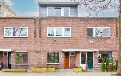 Spaarnhoven. 32