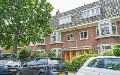 Meester Cor. 64-RD